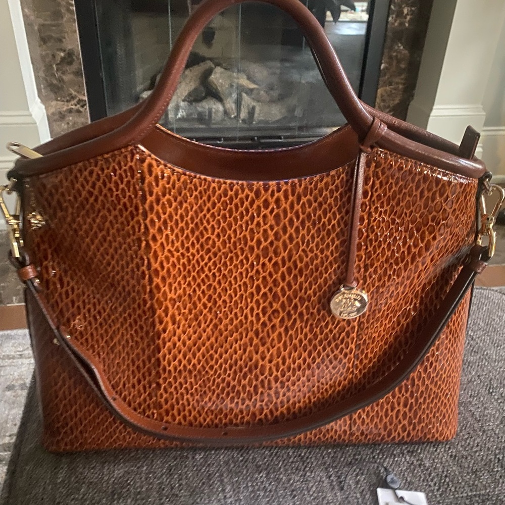 Brahmin Tan Textured Shoulder Bag with Gold Accents Elaine Nutmeg Janeway